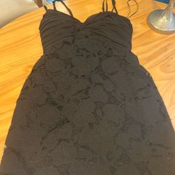 Elegant Black Strapless Gown