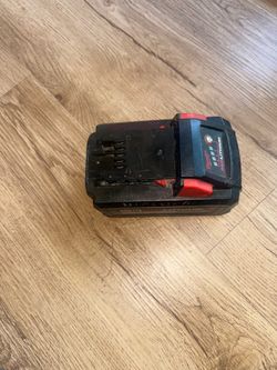 Pila Milwaukee M18