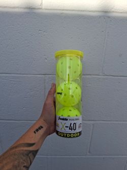 Franklin X-40 Pickleballs
