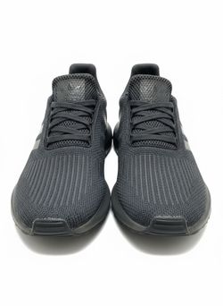Adidas shoes men’s 8.5 or women’s 10