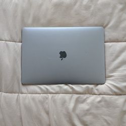 2018 MacBook Pro 15"