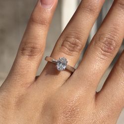 Oval Diamond Engagement Ring 