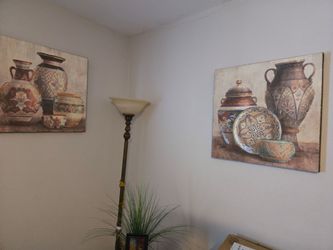 Picture frames/ lamp