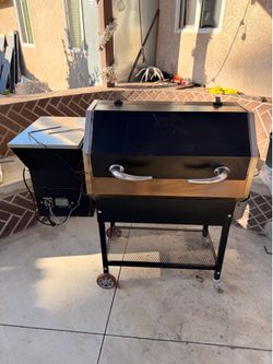 Recteq 590 Smoker