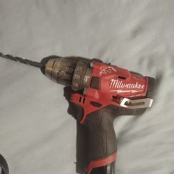 Milwaukee M12 FUEL 1/2 in. Brushless Cordless Hammer Drill Tool