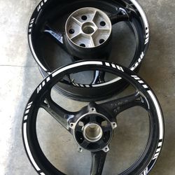 Suzuki Hayabusa Factory Gloss Black Rims with Reflector Adhesives