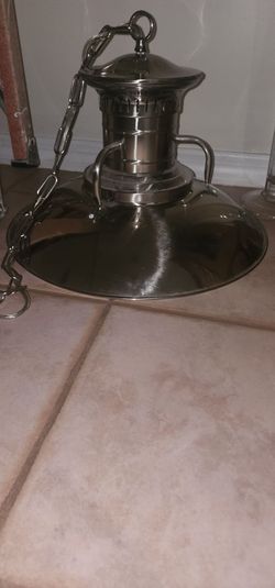 Hanging light fixture