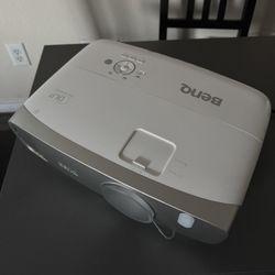 BenQ HT2050A Projector - Amazing Deal