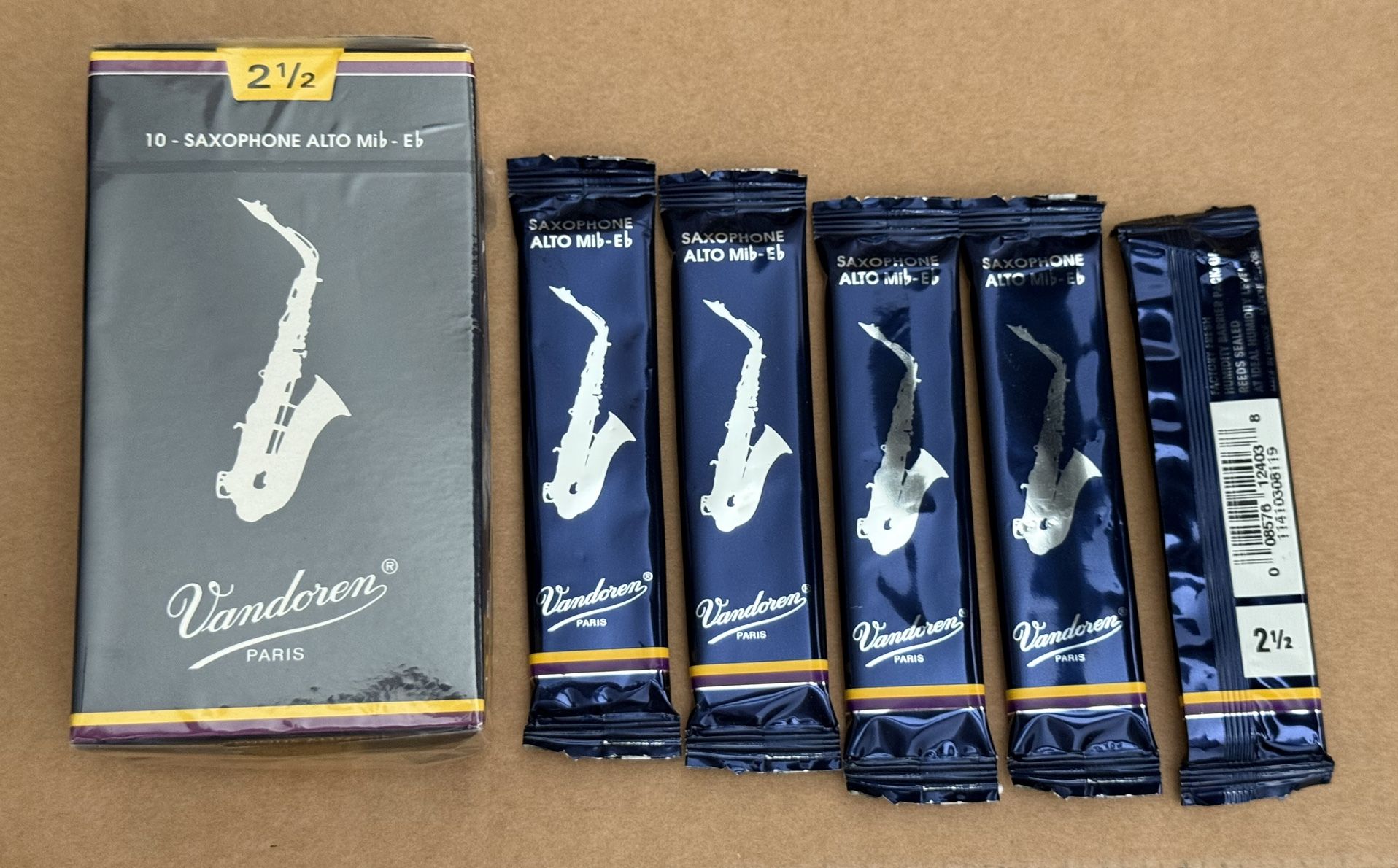 VANDOREN Blue Box ALTO SAXOPHONE REED