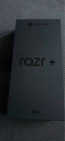 Brand new Motorola razr+ 256gb 2026 black