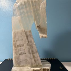 Large Translucent White Onyx Horse Bookend – 22′′ Natural Stone)