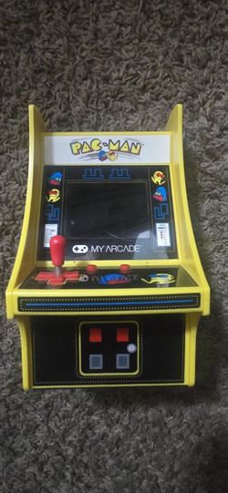 PAC MAN  GAME