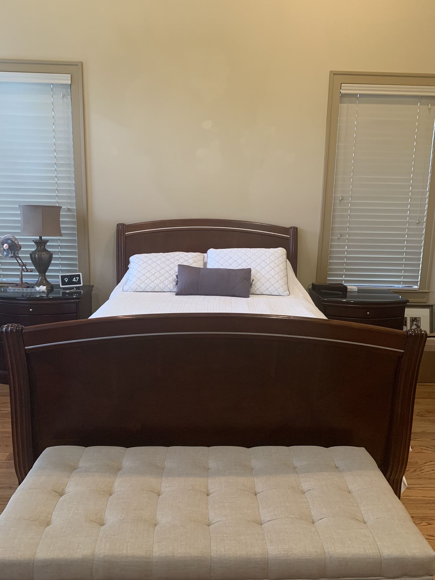 Queen size bedroom set furniture