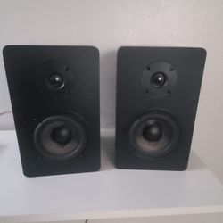 Micca MB42X Bookshelf Speakers 
