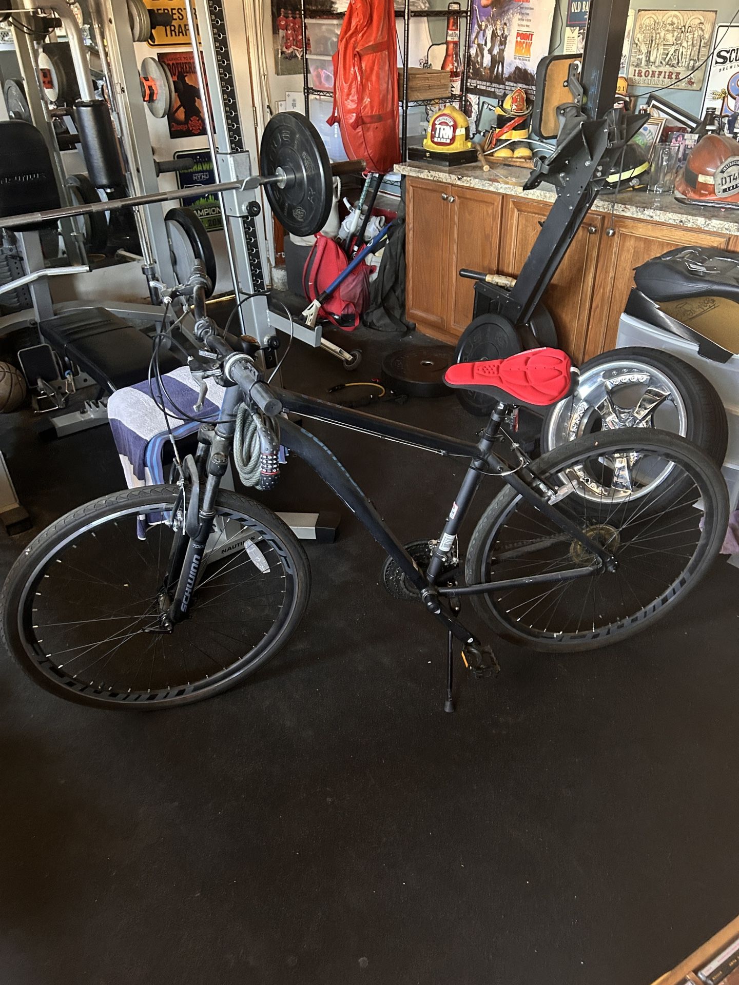 SCHWINN Bike