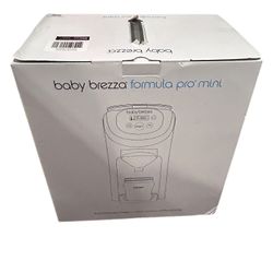 Baby Brezza Formula Pro Mini Baby Formula Dispenser new