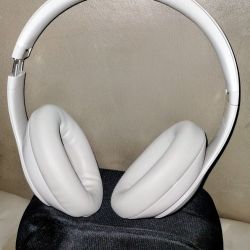 Beats Studio Pro Noise Cancelling Headphones 