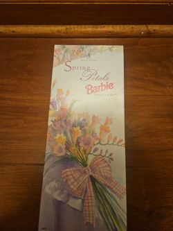 Barbie Avon Spring Second In Series Barbie (Blonde)