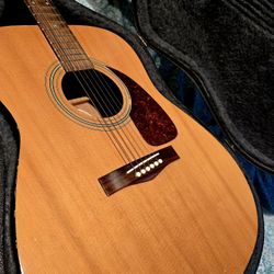 ~ Fender DG-7 acoustic guitar with TKL plush lined case, & strap