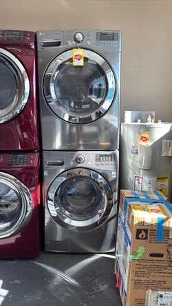 Nice like new LG washer and gas dryer set