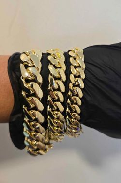 Gold Cuban Link Bracelet