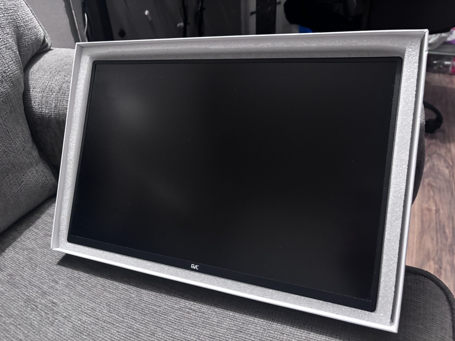 15.6” Monitor