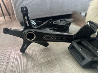 Omnium crankset with GXP BB w. Pedal n straps Hold Fast