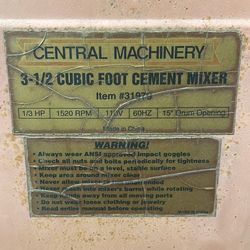 Central machinery, 3 1/2 foot cement mixer