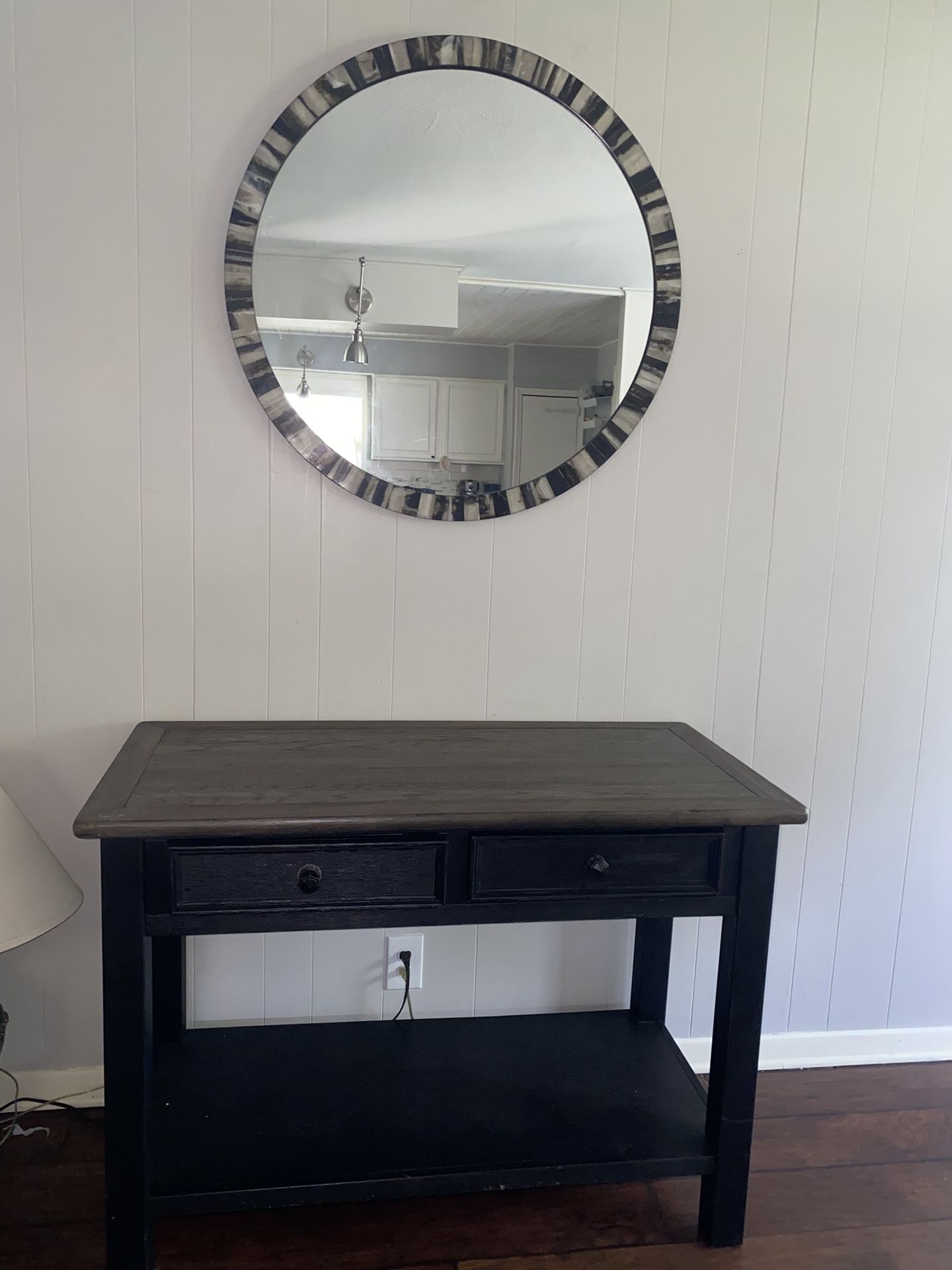 Console Table and Ellford Accent Mirror This new one is from the Ashley brand