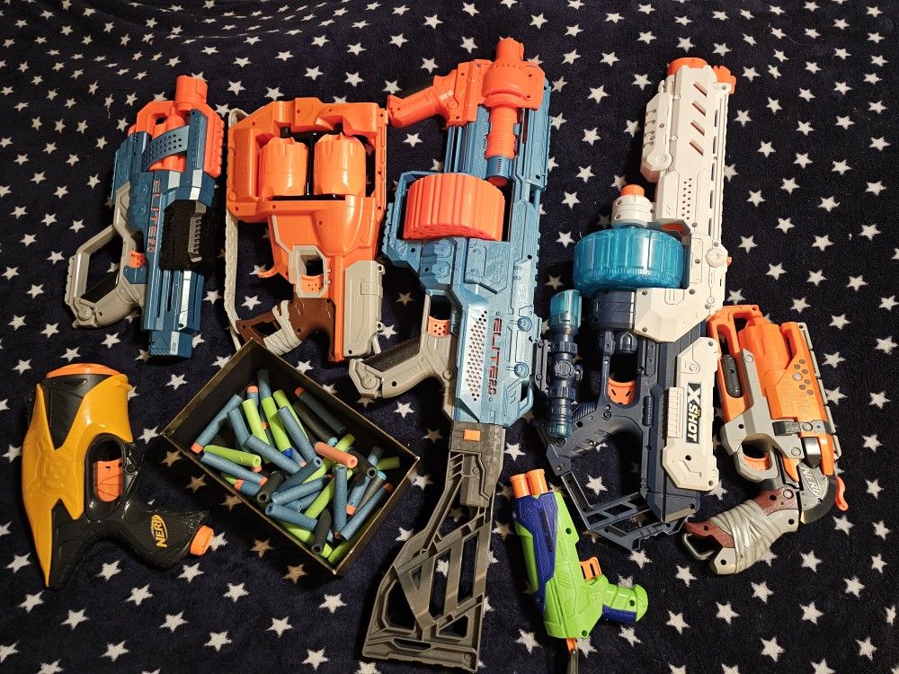 Nerf Guns W/bullets