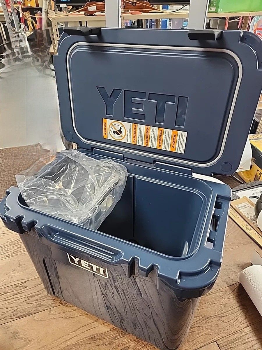 Brand New Yeti Roadie 32 Wheeled Cooler For Sale!!!