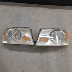 2004 to 2008 Ford F150 Headlights