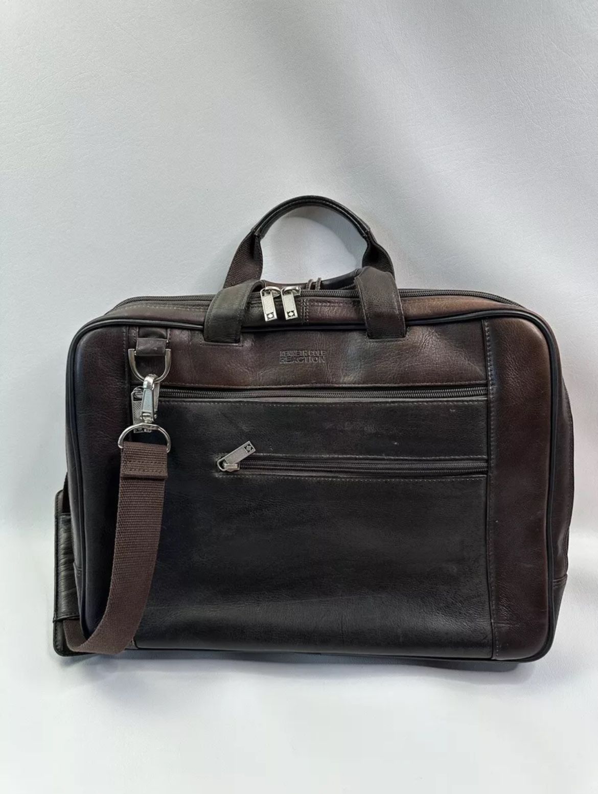 Kenneth Cole Reaction Brown Leather Briefcase Messenger Computer Bag EUC