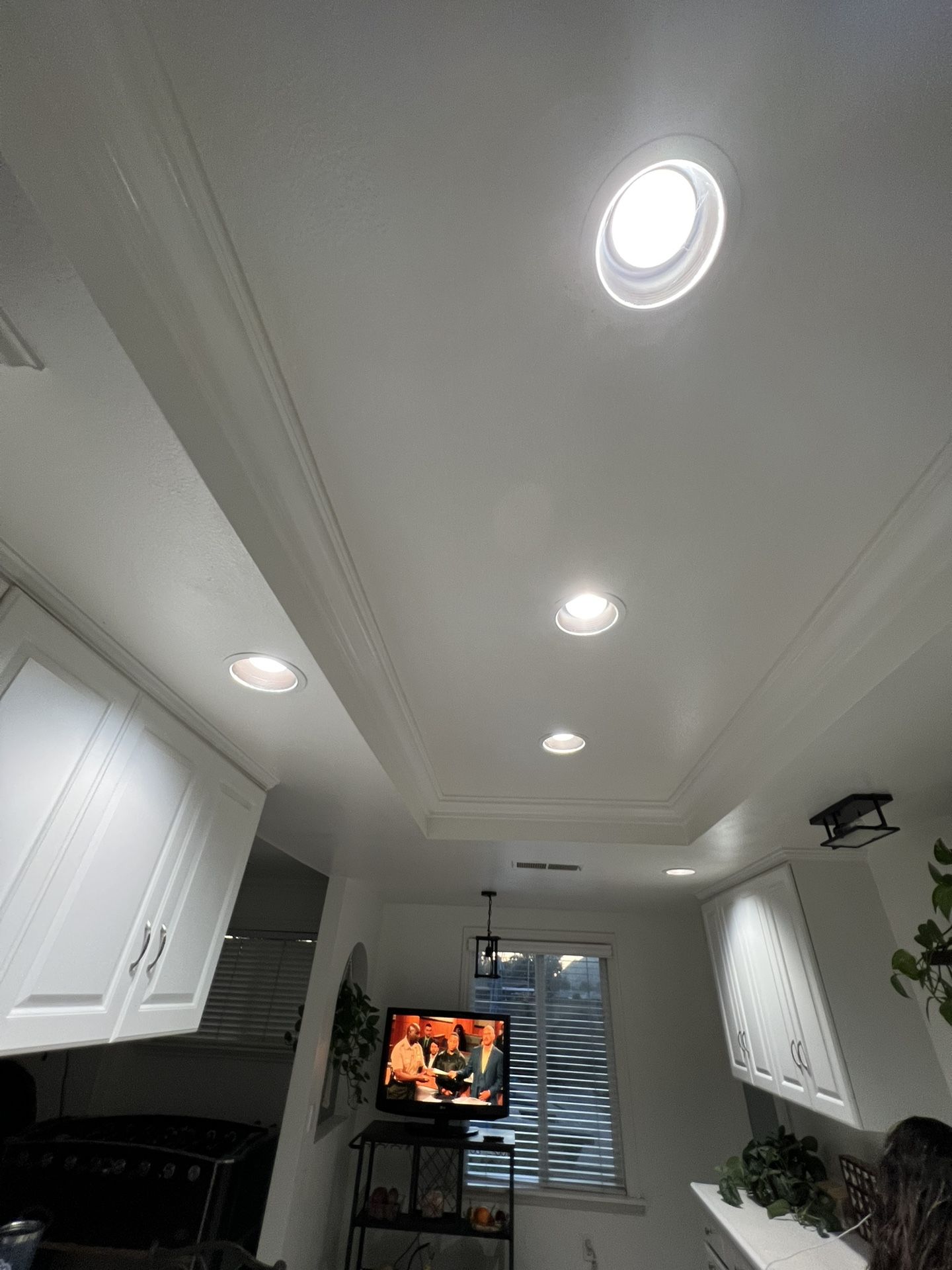 Ecosmart Bright White LED BR30 Dimmable Flood Bulb, 65W Replacement, 9 Watt, 655 Lumens - 3000K - Indoor/Outdoor Rated