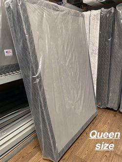 ✨New boxspring queen size