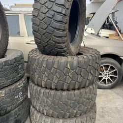 Vendo llantas usadas LT 33/12,50/R17 Marca BFGOODRICH