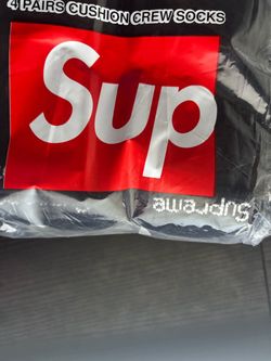 Supreme socks