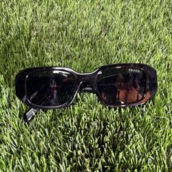 Prada Sunglasses (NOT FREE BEST OFFER)