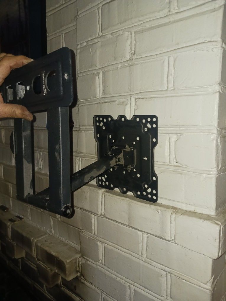 Flat Screen Wall Mount