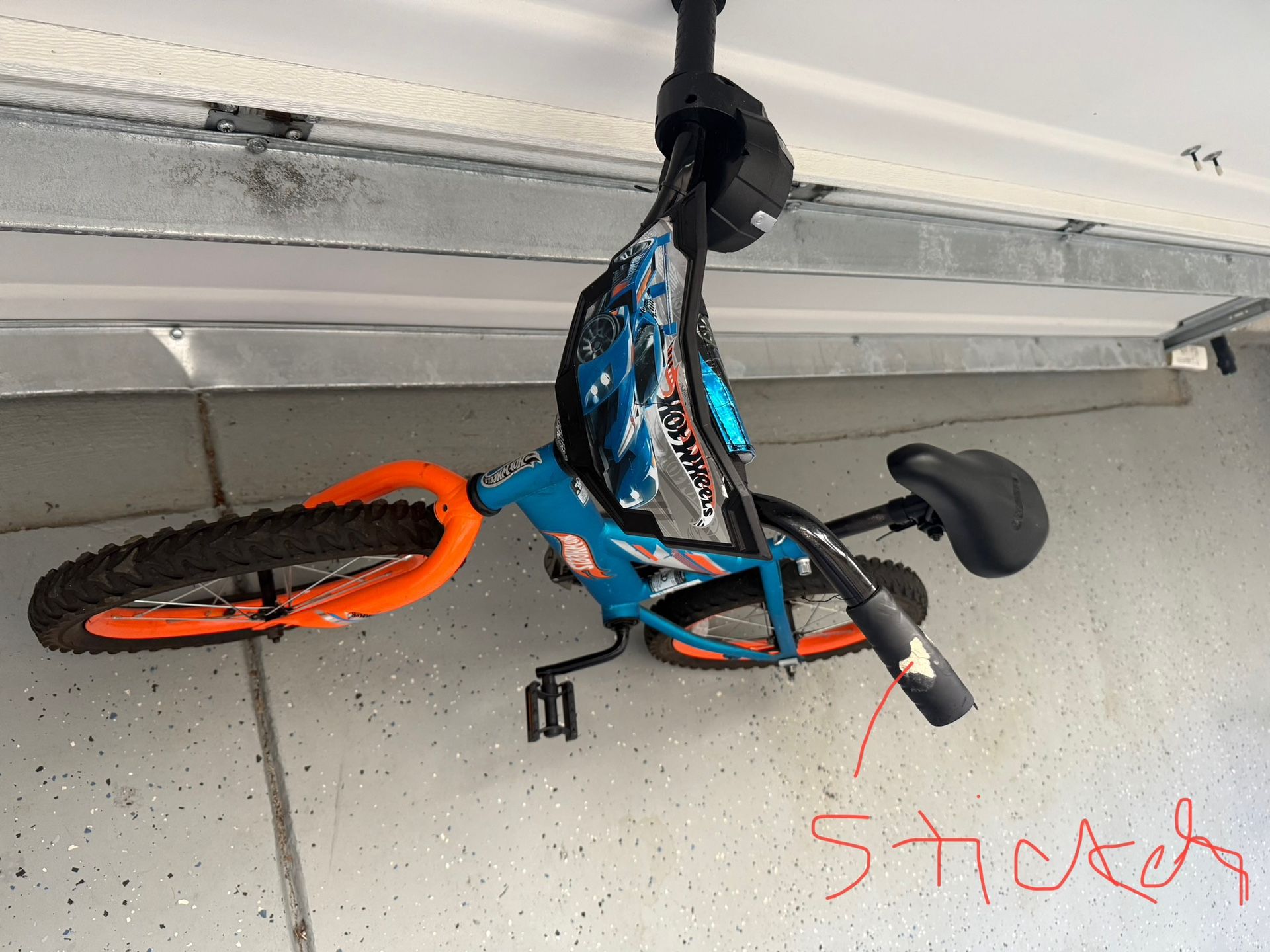 Kids Hot Wheel 16” Bike With Speedometer 