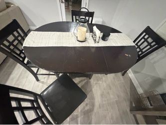 Dining Table Set + 4 Chairs