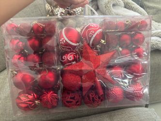 Christmas balls set of 101 pieces