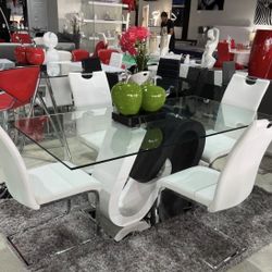 New Dining Table Set 63x35