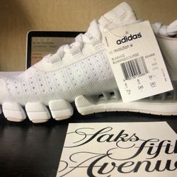 WOMANS ADIDIAS SNEAKERS COMFORT,A STEAL!'n