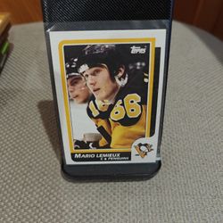 1986 Mario Lemieux Fantastic Card For Any Sports Collectors 