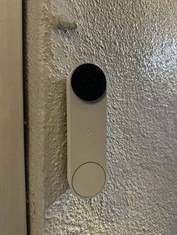 2 Google Nest Doorbells