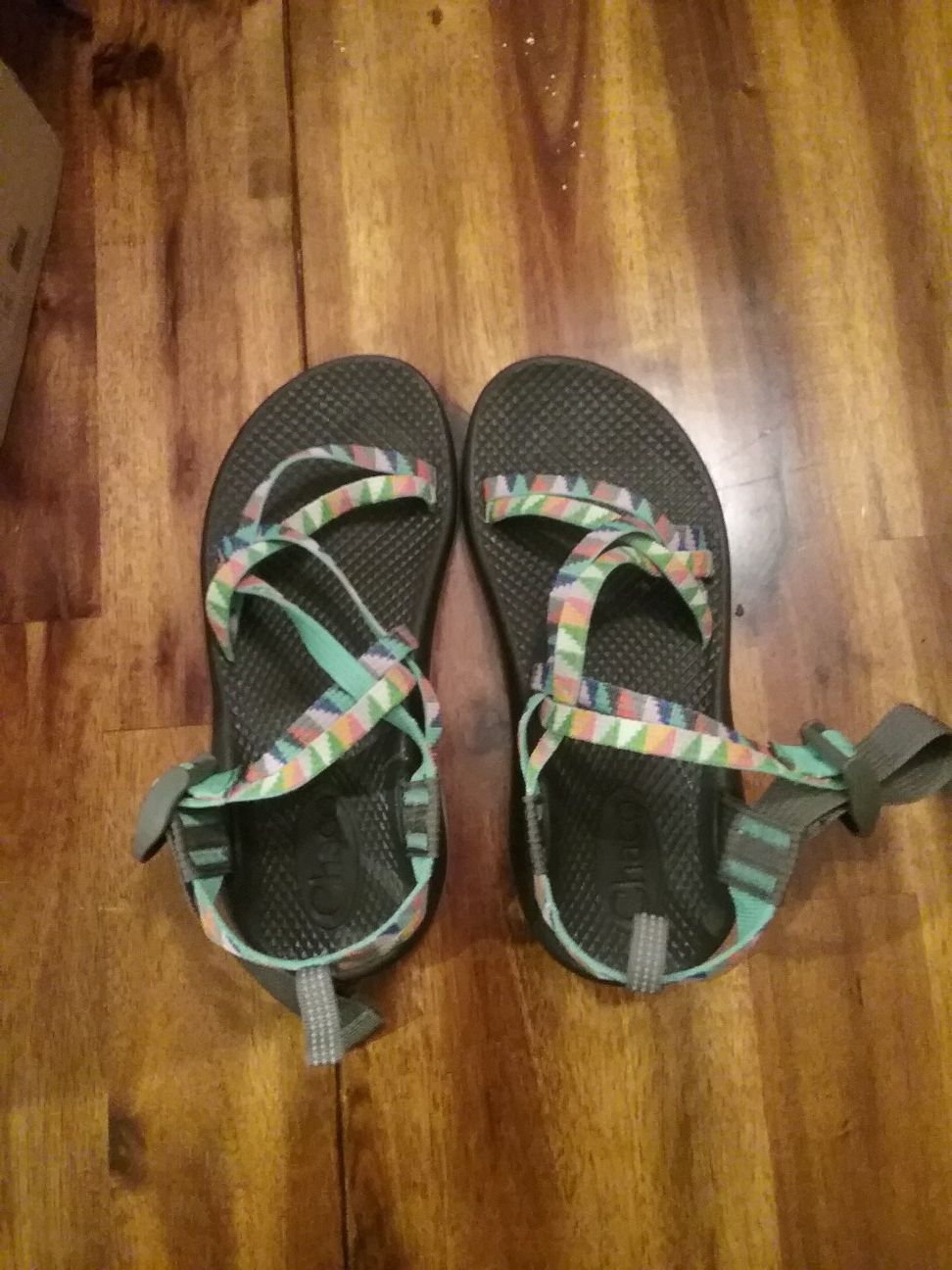 New Chacos camper turquoise size 3