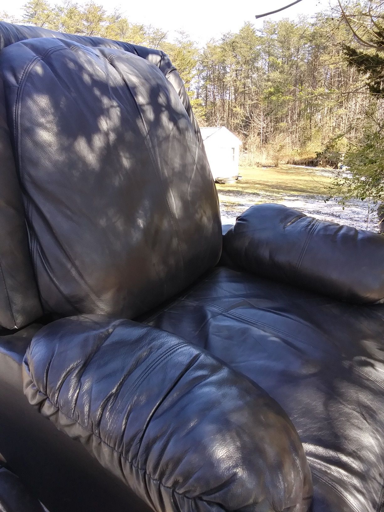 Leather RECLINER In great condition