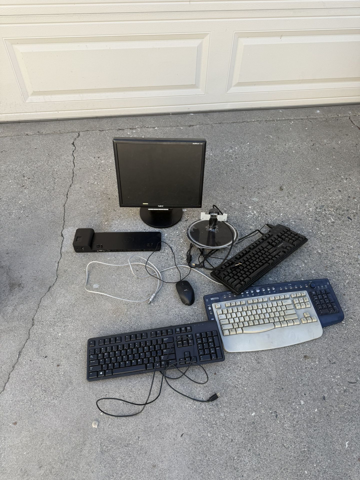 Free - Keyboards, Mouse, Monitor, Docking Station
