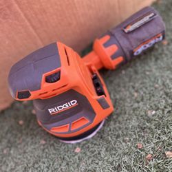 Ridgid Sander 18v 